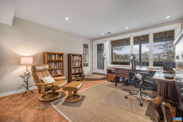 407 BROAD AXE RD, Charlottesville, VA 22903