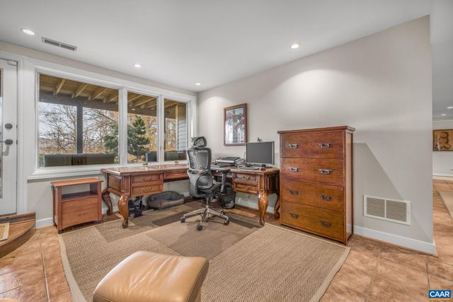 407 BROAD AXE RD, Charlottesville, VA 22903