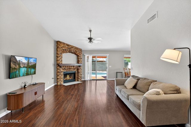 512 E MONTEREY Street, Chandler, AZ 85225