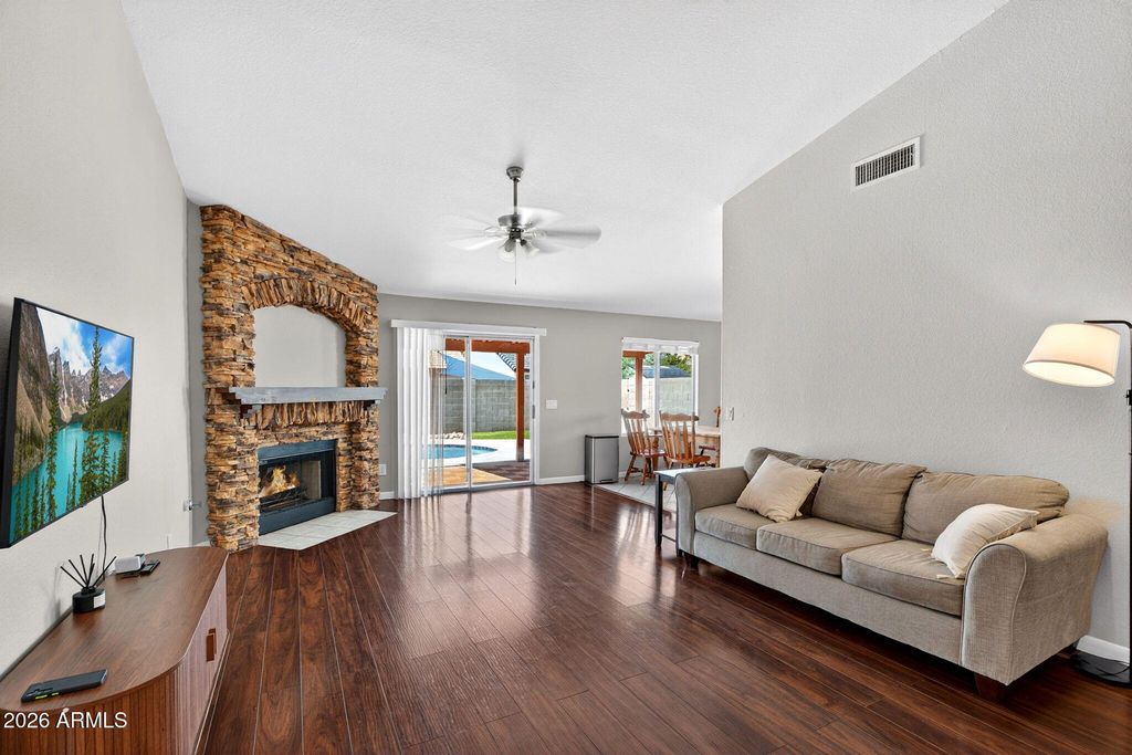512 E MONTEREY Street, Chandler, AZ 85225 — photo 2