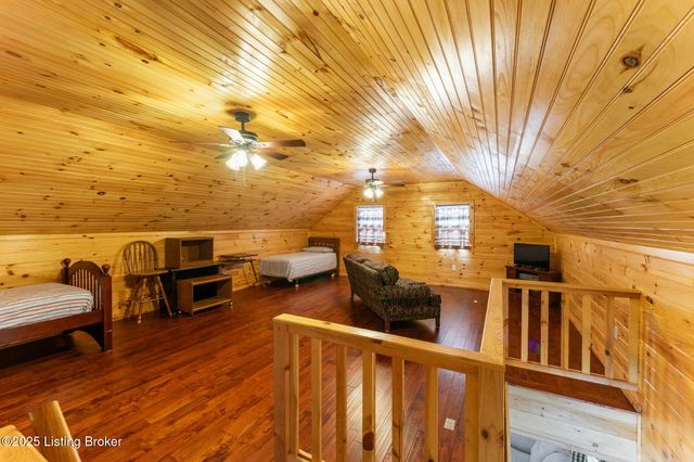 416 Wilderness Rd, Mammoth Cave, KY 42259