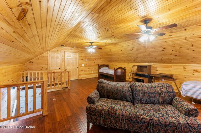 416 Wilderness Rd, Mammoth Cave, KY 42259