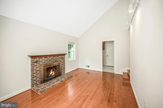 108 PLUM TREE CT, Sterling, VA 20164