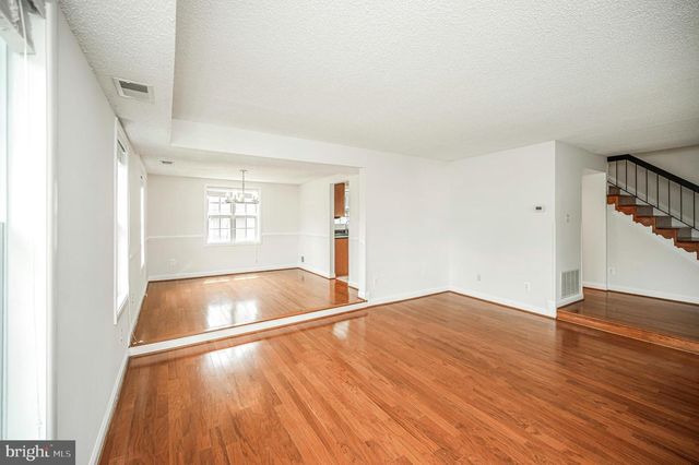 108 PLUM TREE CT, Sterling, VA 20164