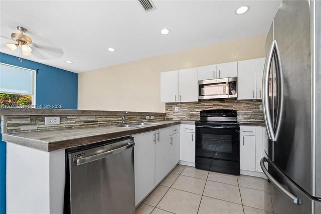 1567 SE 20th Avenue, Homestead, FL 33035