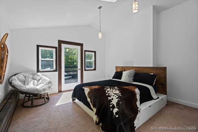 564 Hubbard Road, Killingly, CT 06241