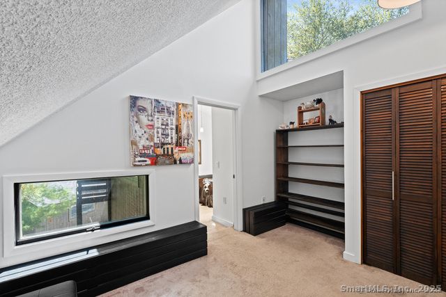 564 Hubbard Road, Killingly, CT 06241