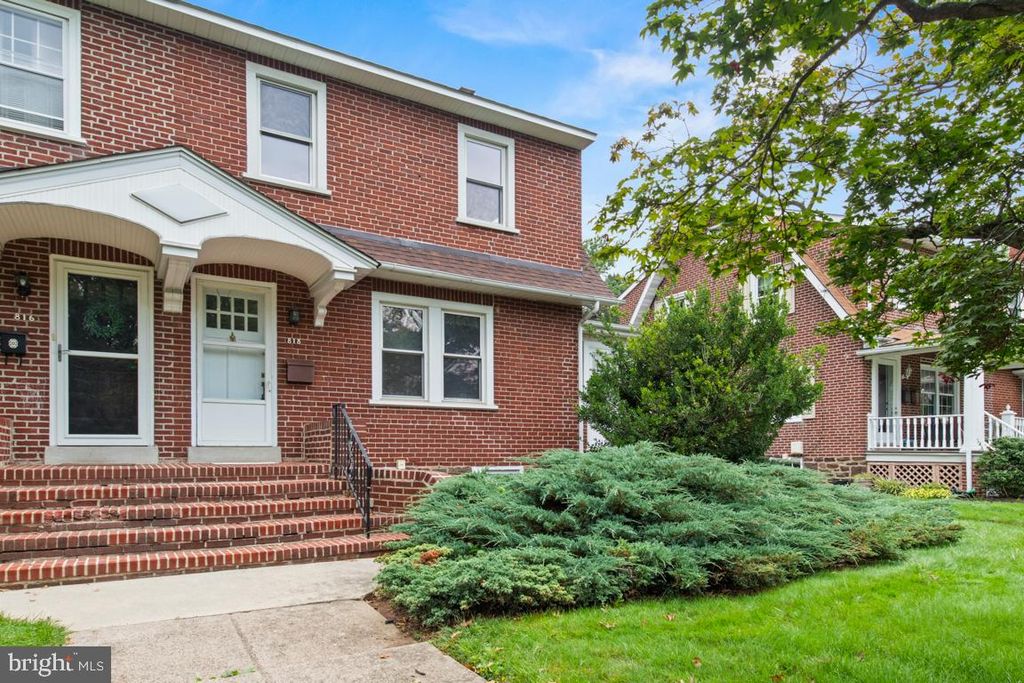 818 N CHESTNUT ST, LANSDALE, PA 19446 — photo 4