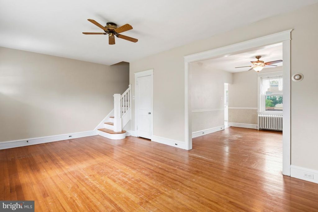 818 N CHESTNUT ST, LANSDALE, PA 19446 — photo 5