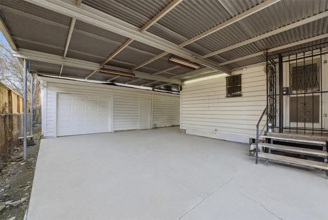 2109 Gentry Street, Houston, TX 77009