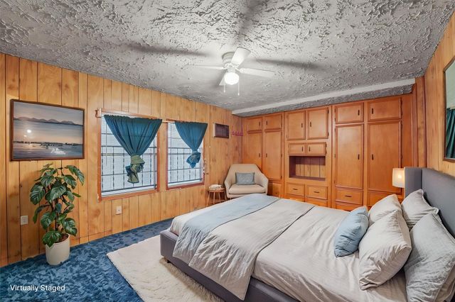 2109 Gentry Street, Houston, TX 77009