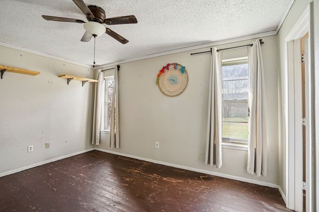 319 S Rogers Street, Covington, TX 76636