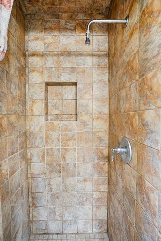 319 S Rogers Street, Covington, TX 76636