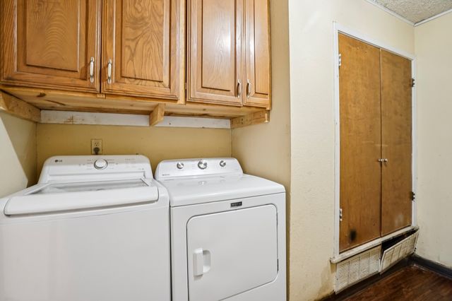 319 S Rogers Street, Covington, TX 76636