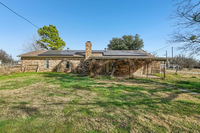 319 S Rogers Street, Covington, TX 76636