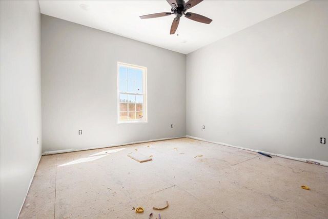 668 Laredo Drive, London, KY 40741