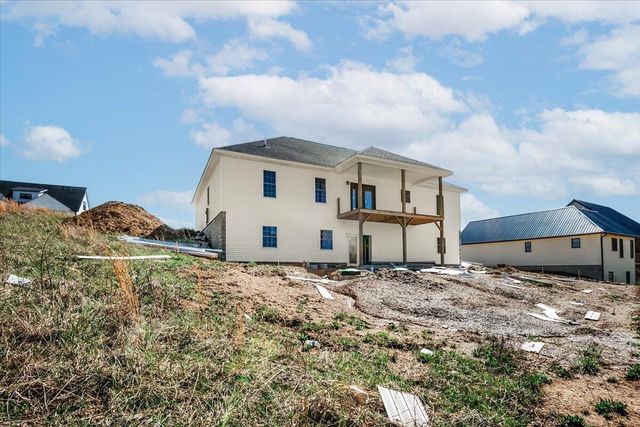 668 Laredo Drive, London, KY 40741