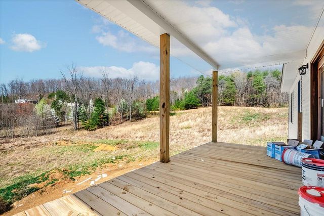 668 Laredo Drive, London, KY 40741