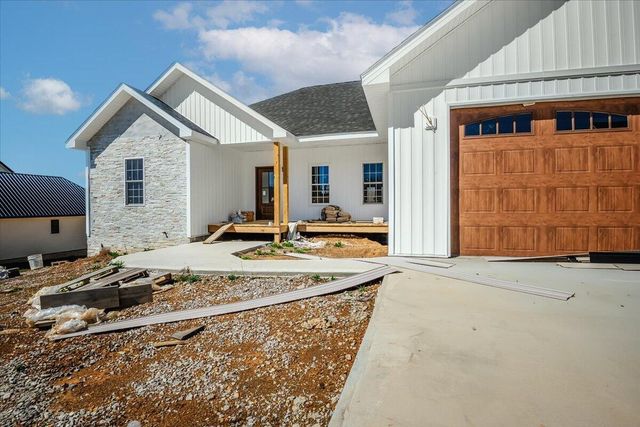 668 Laredo Drive, London, KY 40741