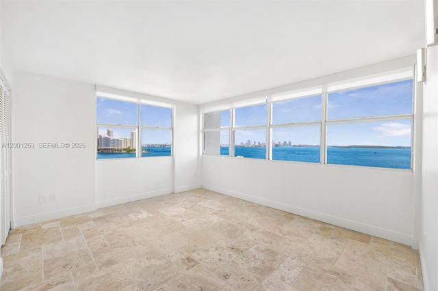 1420 Brickell Bay Dr 1401A, Miami, FL 33131