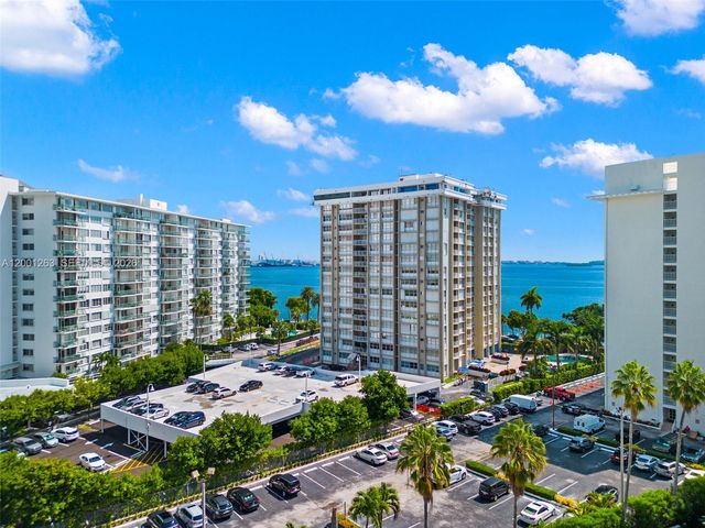 1420 Brickell Bay Dr 1401A, Miami, FL 33131