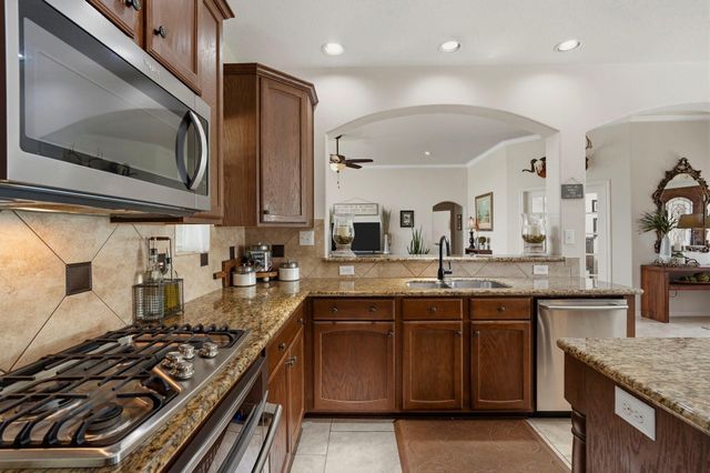 9016 Dixie Lane, Needville, TX 77461