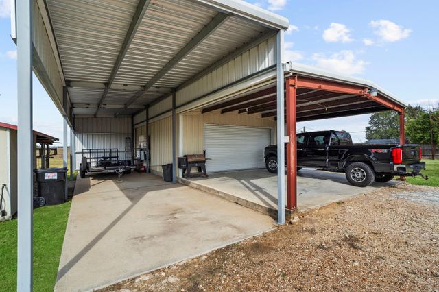 9016 Dixie Lane, Needville, TX 77461