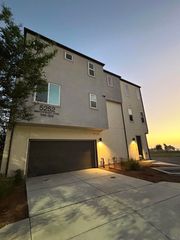5252 Beachfront 196, San Diego, CA 92154