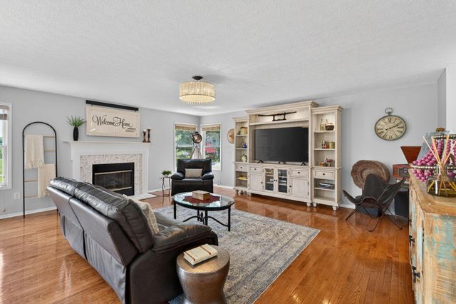 1658 Geranium Drive, Lewis Center, OH 43035
