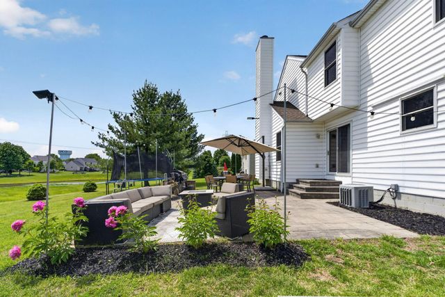 1658 Geranium Drive, Lewis Center, OH 43035