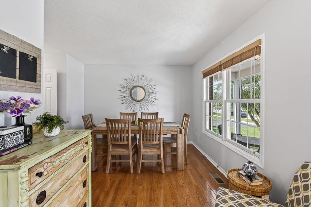 1658 Geranium Drive, Lewis Center, OH 43035