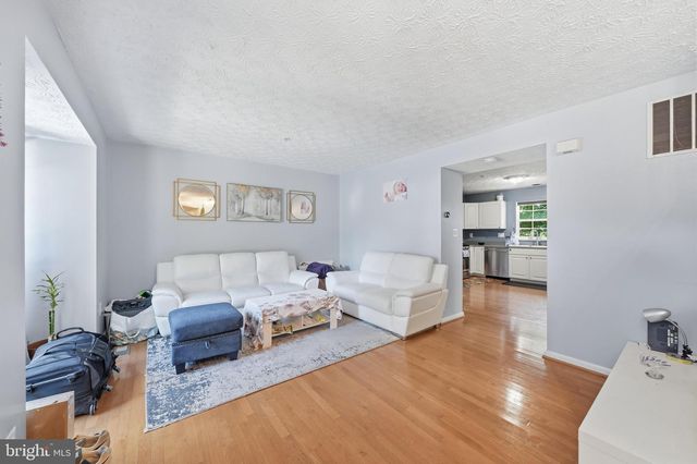 1702 BARNWOOD CT, Severn, MD 21144