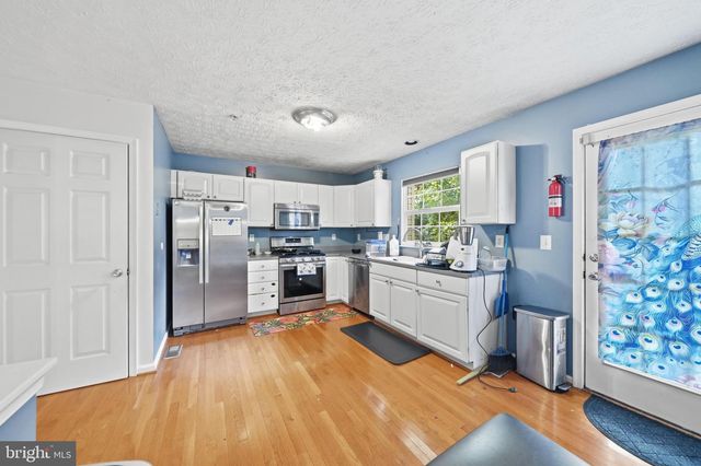1702 BARNWOOD CT, Severn, MD 21144