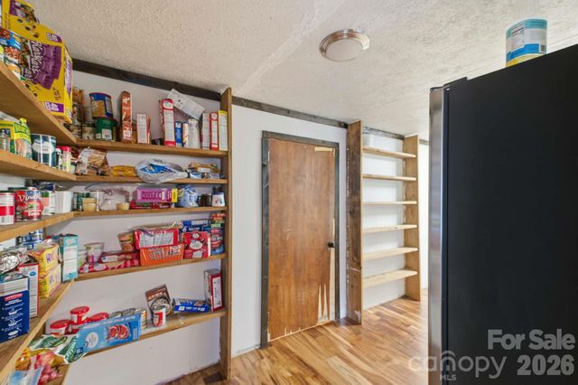 1219 Peak Place NW, Lenoir, NC 28645
