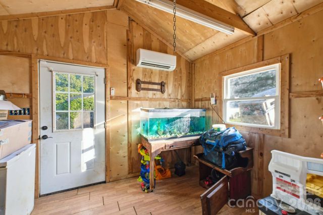 1219 Peak Place NW, Lenoir, NC 28645