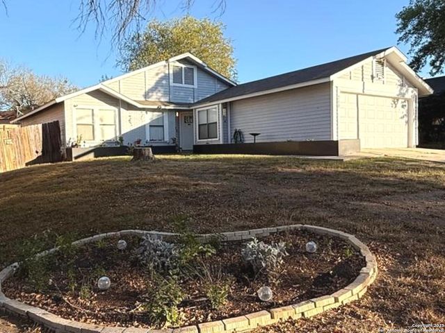 258 Burlington Dr., San Antonio, TX 78245