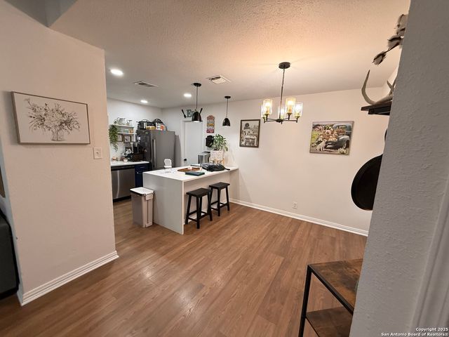 258 Burlington Dr., San Antonio, TX 78245