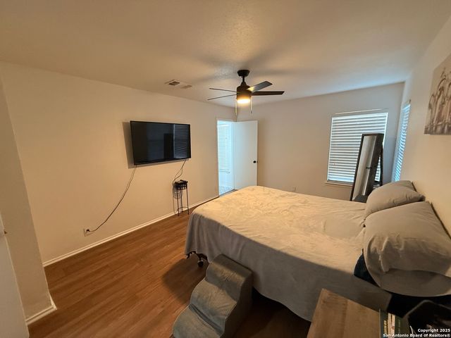 258 Burlington Dr., San Antonio, TX 78245