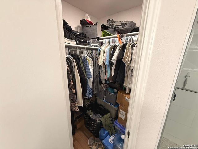 258 Burlington Dr., San Antonio, TX 78245