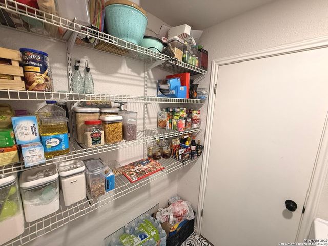 258 Burlington Dr., San Antonio, TX 78245