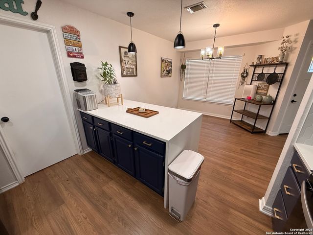 258 Burlington Dr., San Antonio, TX 78245