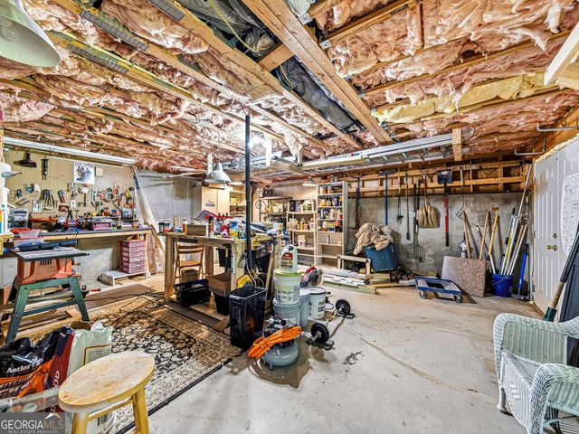 20 Logans Run, Covington, GA 30016