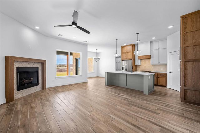 5867 Tadpole Dr, Elgin, OK 73538