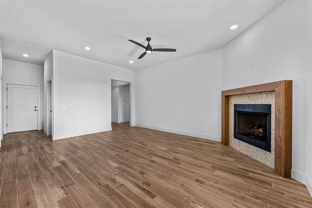 5867 Tadpole Dr, Elgin, OK 73538