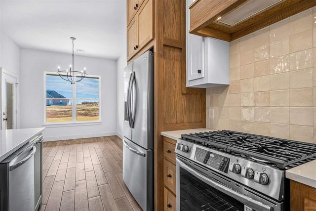 5867 Tadpole Dr, Elgin, OK 73538