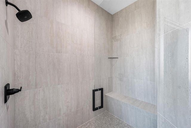 5867 Tadpole Dr, Elgin, OK 73538