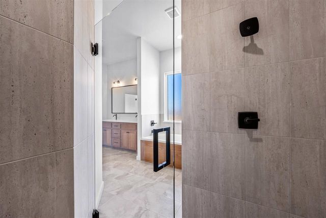 5867 Tadpole Dr, Elgin, OK 73538