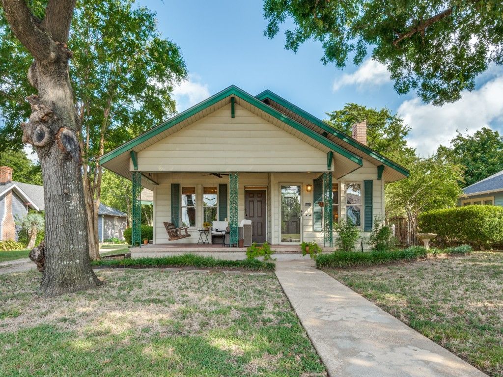 1107 E Marvin Avenue, Waxahachie, TX 75165
