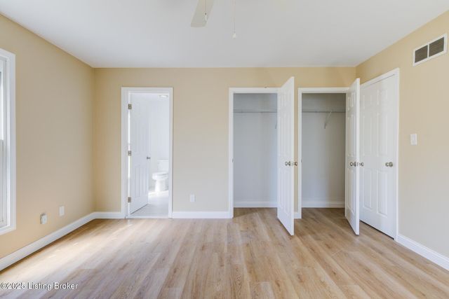 8201 Huntsman Trail, Louisville, KY 40291