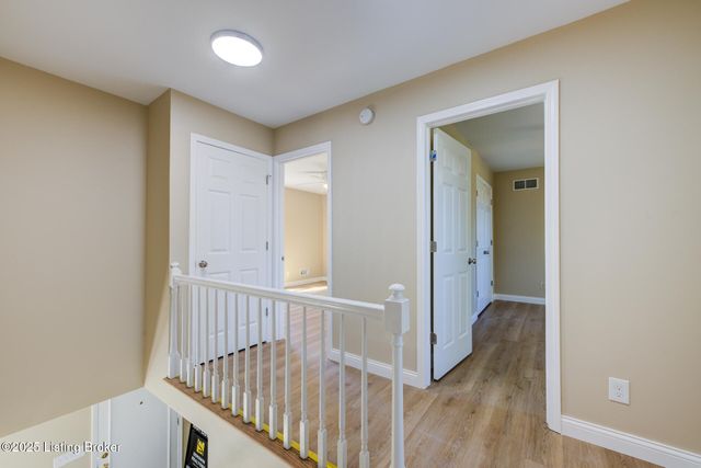 8201 Huntsman Trail, Louisville, KY 40291